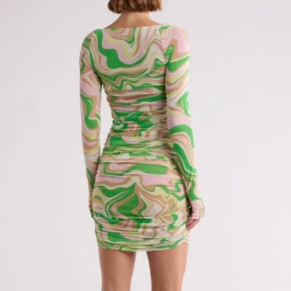 NWT AFRM LOS ANGELES green swirl ruched mini dress - Picture 2 of 8